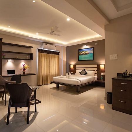 Aadya Elite Hotel Mysore Exterior photo